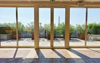 Rooftop à louer pour une soirée d'entreprise ; la terrasse des Champs Élysées