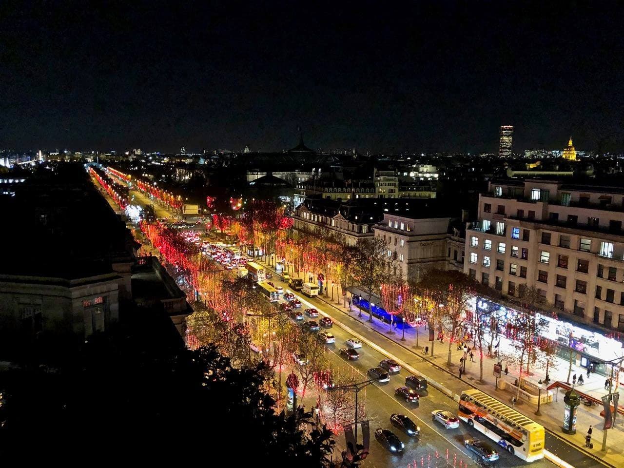 Vue de La terrasse des Champs Élysées - salle à louer à Paris